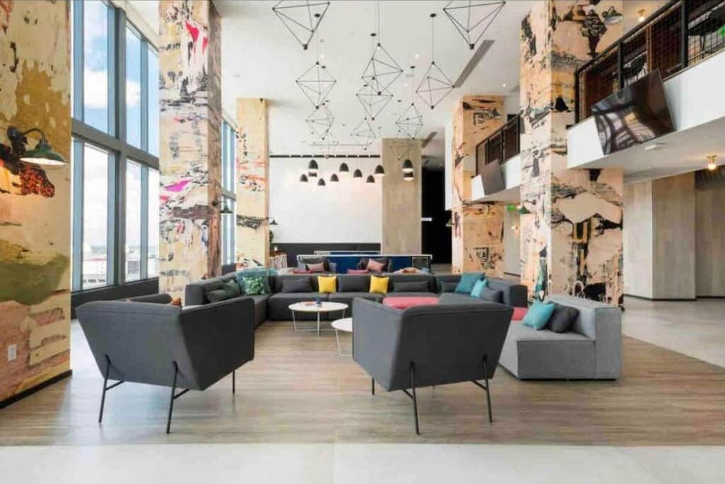 Ferienwohnung Gorgeous 2Br/2Bth In The Heart Of Miami Exterior foto