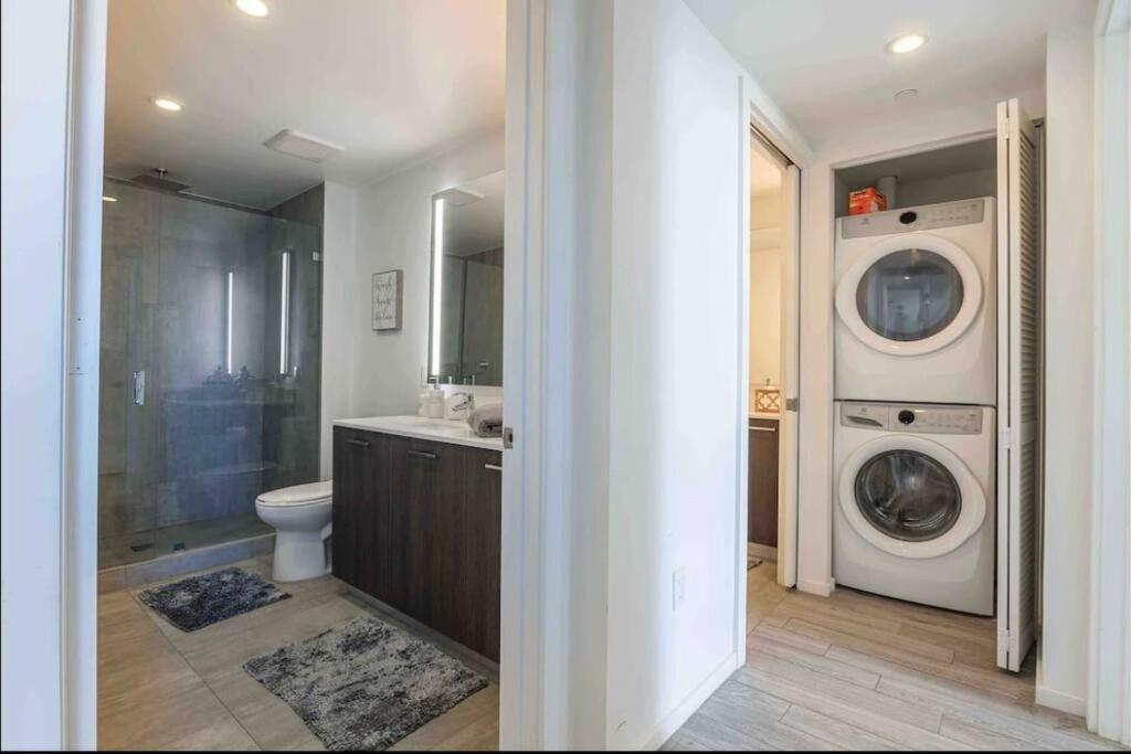 Ferienwohnung Gorgeous 2Br/2Bth In The Heart Of Miami Exterior foto